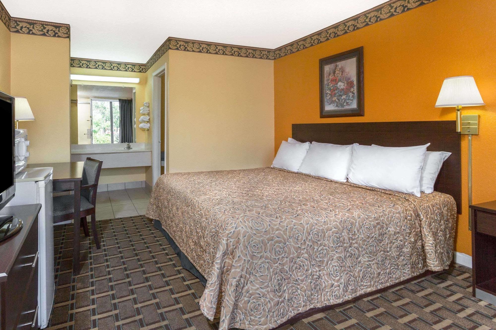 Americas Best Value Inn Perry Extérieur photo