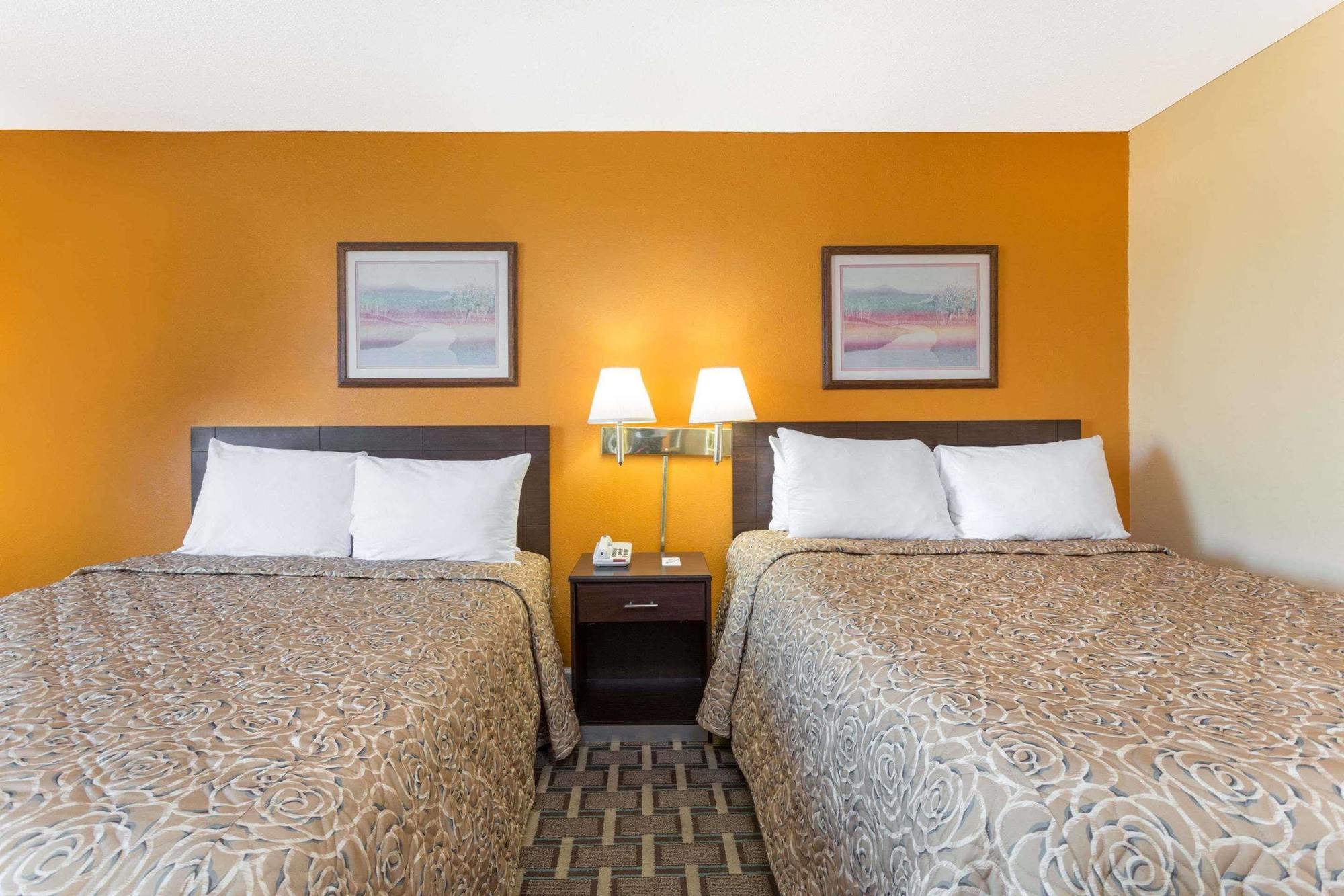 Americas Best Value Inn Perry Extérieur photo