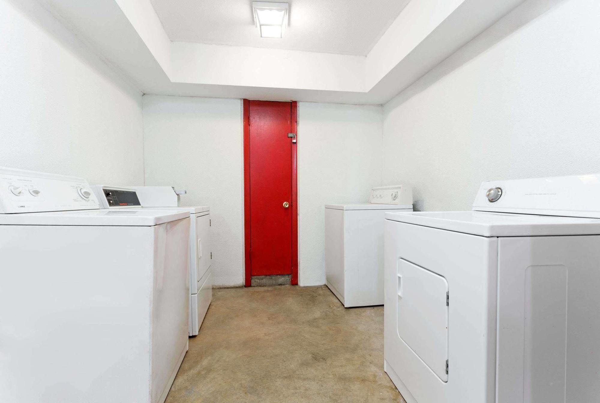 Americas Best Value Inn Perry Extérieur photo