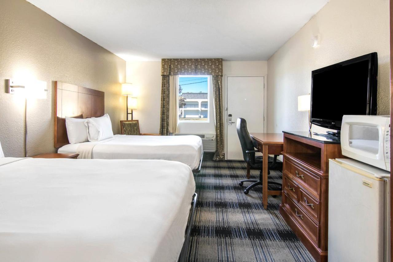 Americas Best Value Inn Perry Extérieur photo