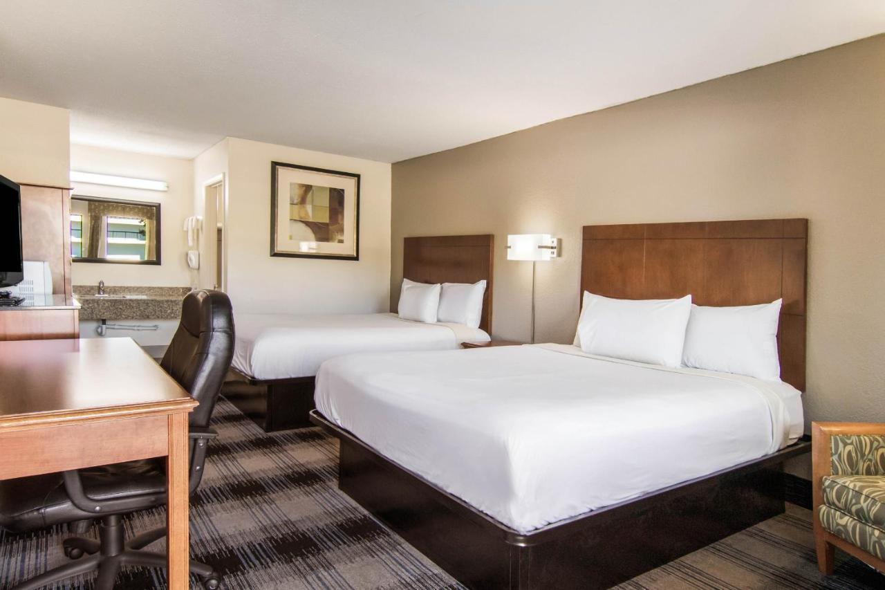 Americas Best Value Inn Perry Extérieur photo